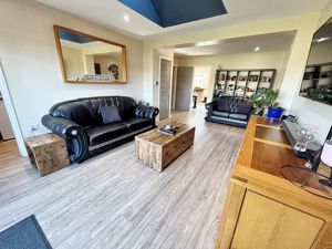 Lounge- click for photo gallery